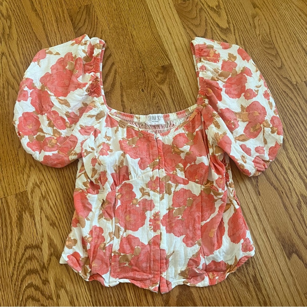 Women's Floral Puff Sleeve Top